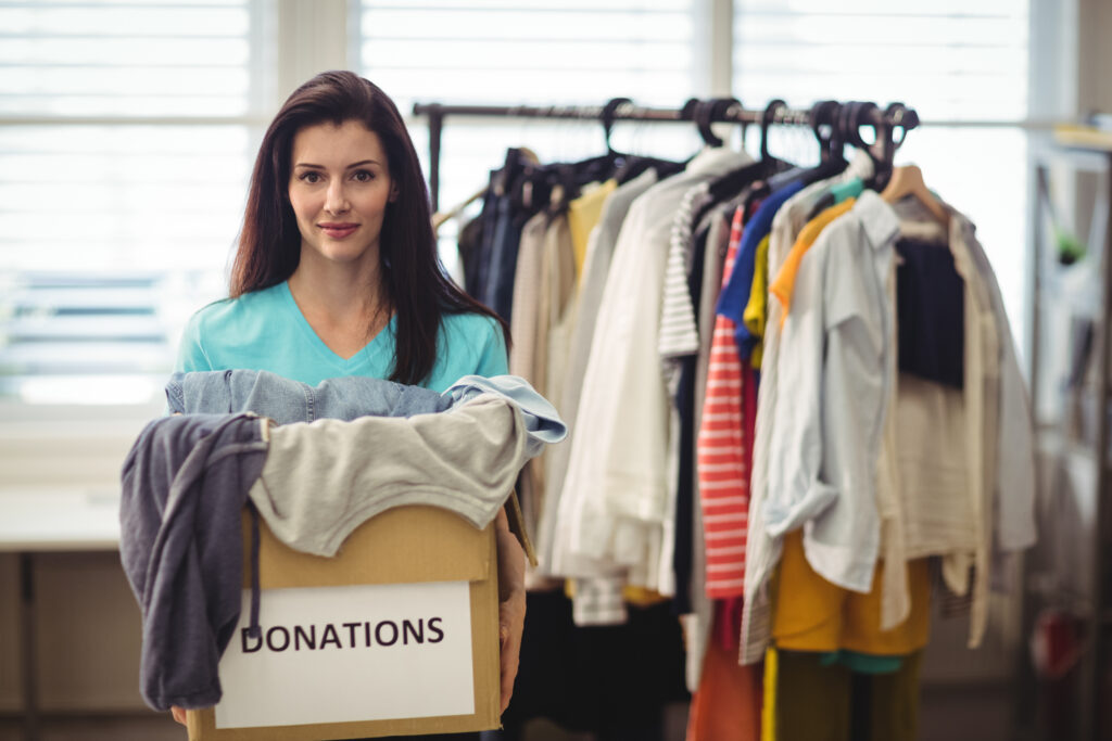 Where To Donate Clothes Ottawa: 7 Best Spots